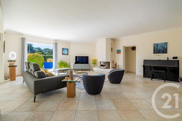 maison à vendre - 7 pièces - 196.0 m2 - PORNIC - 44 - PAYS-DE-LOIRE - Century 21 Agence Du Casino
