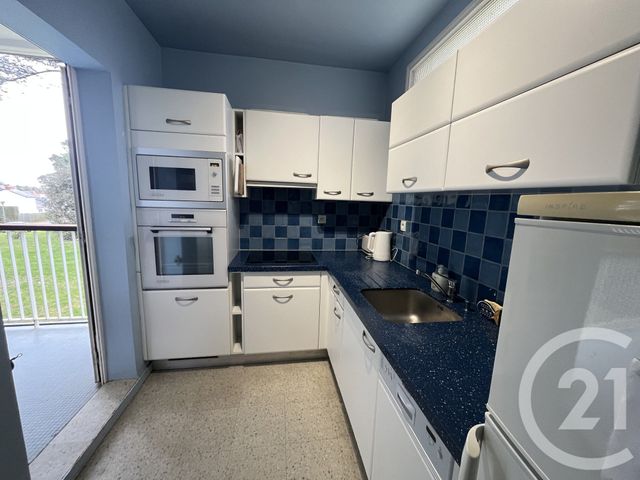 Afficher la photo en grand Appartement T2 à vendre - 2 pièces - 59.0 m2 - PORNIC - 44 - PAYS-DE-LOIRE - Century 21 Agence Du Casino