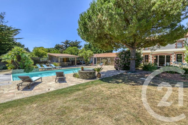 maison à vendre - 8 pièces - 332.0 m2 - PORNIC - 44 - PAYS-DE-LOIRE - Century 21 Agence Du Casino