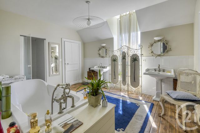 maison à vendre - 12 pièces - 260.0 m2 - PORNIC - 44 - PAYS-DE-LOIRE - Century 21 Agence Du Casino