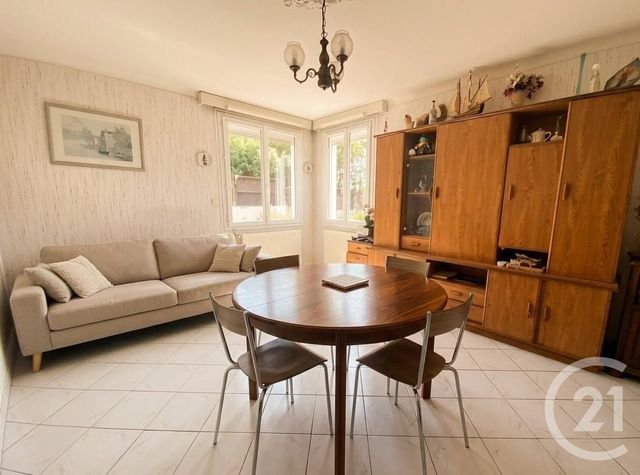 maison à vendre - 5 pièces - 111.69 m2 - VILLENEUVE EN RETZ - 44 - PAYS-DE-LOIRE - Century 21 Agence Du Casino
