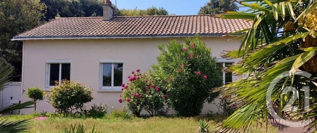 maison à vendre - 5 pièces - 111.69 m2 - VILLENEUVE EN RETZ - 44 - PAYS-DE-LOIRE - Century 21 Agence Du Casino