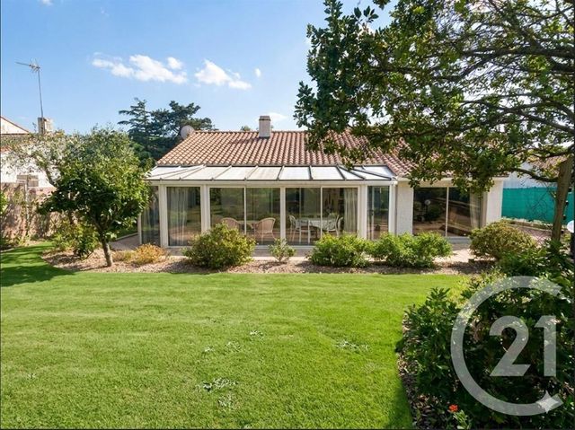 maison à vendre - 7 pièces - 173.0 m2 - LES MOUTIERS EN RETZ - 44 - PAYS-DE-LOIRE - Century 21 Agence Du Casino