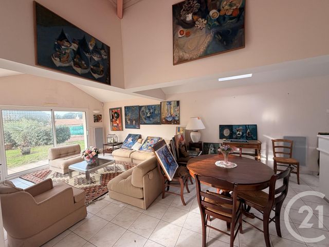 maison à vendre - 7 pièces - 173.0 m2 - LES MOUTIERS EN RETZ - 44 - PAYS-DE-LOIRE - Century 21 Agence Du Casino