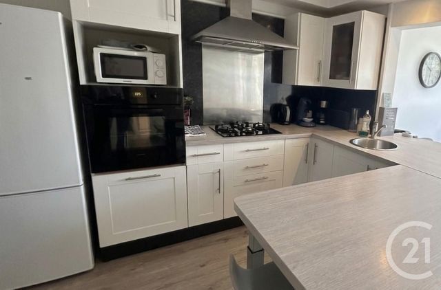 Appartement T4 à vendre - 4 pièces - 91.33 m2 - PORNIC - 44 - PAYS-DE-LOIRE - Century 21 Agence Du Casino