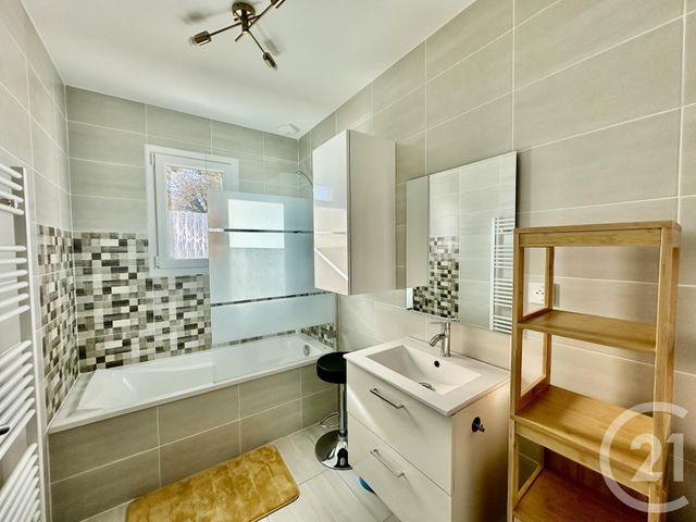 maison à vendre - 4 pièces - 102.29 m2 - ST PERE EN RETZ - 44 - PAYS-DE-LOIRE - Century 21 Agence Du Casino