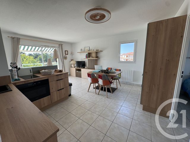 Appartement T3 à louer - 3 pièces - 45.0 m2 - PORNIC - 44 - PAYS-DE-LOIRE - Century 21 Agence Du Casino