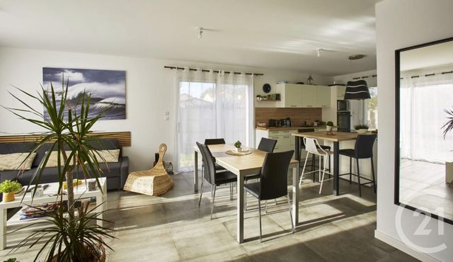 maison à vendre - 4 pièces - 85.39 m2 - LES MOUTIERS EN RETZ - 44 - PAYS-DE-LOIRE - Century 21 Agence Du Casino